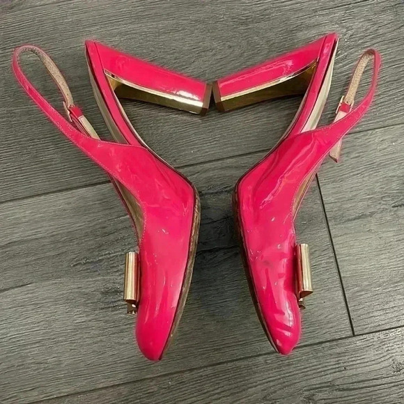 Kate Spade Barbie  Pink Leather Block Heels with Golden Bow- US 8- Italy - Picture 5 of 12